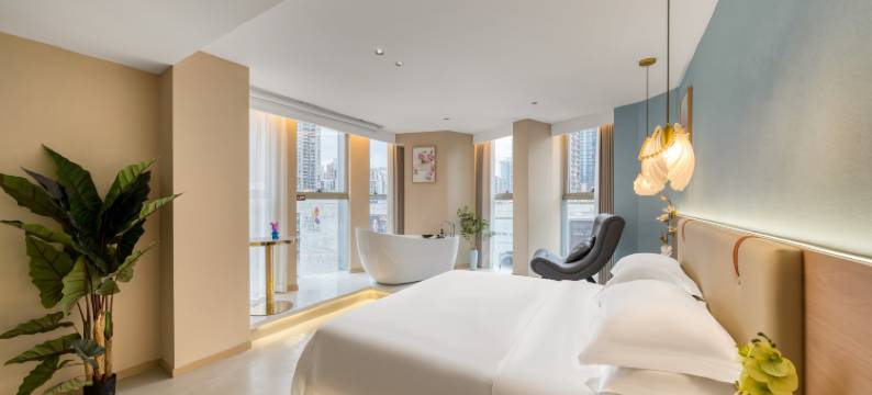 泊岸酒店(重庆观音桥步行街店)图片