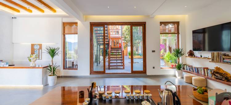 栖岸·Sunshine奢居半山古城全景美宿图片