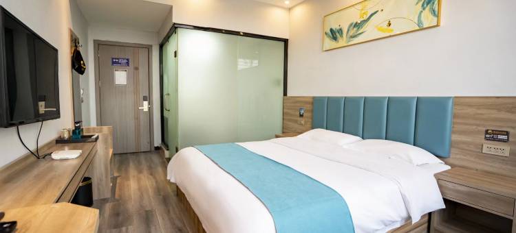 星辰时尚酒店(新蔡汽车站问津公园店)图片