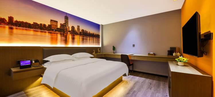 耿马晴天酒店(勐相湿地公园泼水广场店)图片