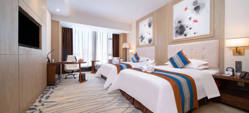 万绿城铂瑞兹酒店(安顺古城历史文化街区大润发店)图片