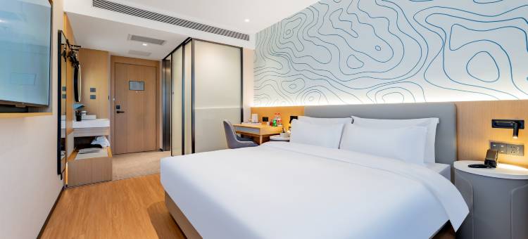 芮丽酒店(通辽市政府维多利摩尔城店)图片