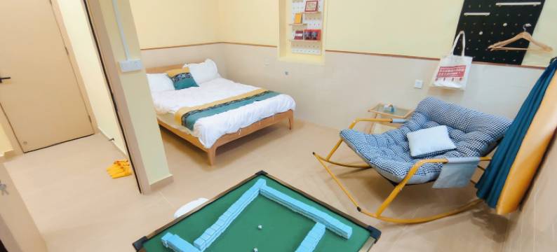 拾贰家民宿(潮州古城牌坊街店)图片