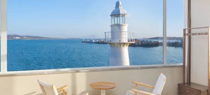 几米云酒店(青岛金沙滩吾悦广场店)图片