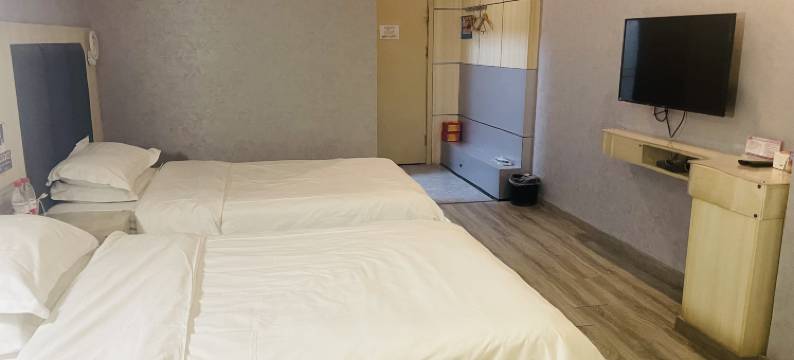 苹果之歌精品酒店(喀什团结路美食街店)图片