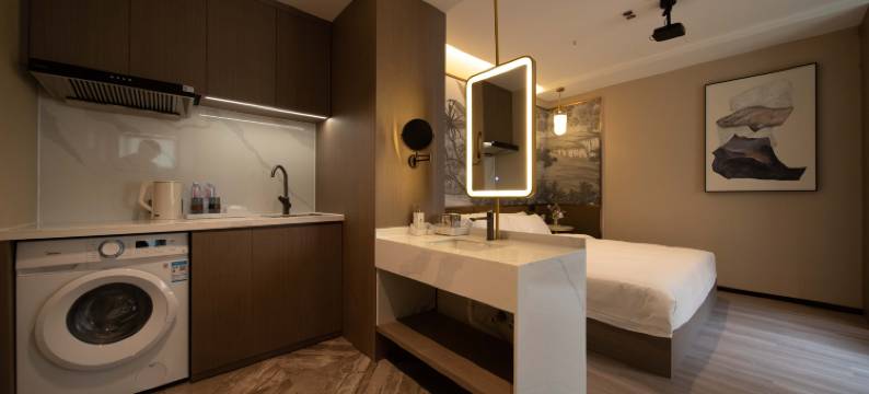 金八仙酒店(南京路步行街长征医院店)图片