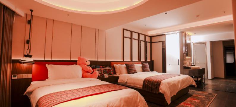 九龙吉日格宗酒店图片