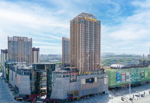 千寻酒店（江阳万诚国际中心店）外景图