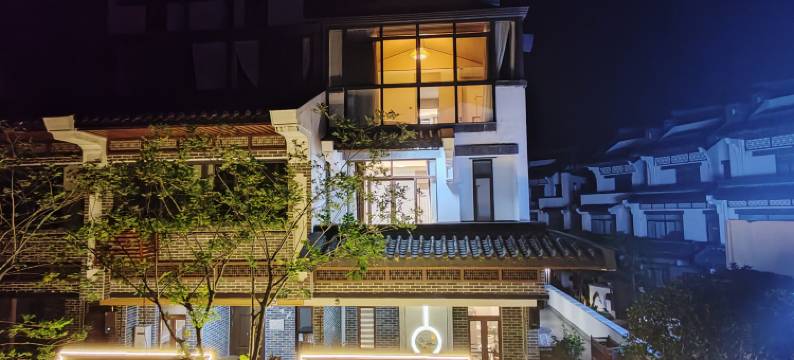 乐悠半山旅居(奥园英德巧克力王国度假区店)图片