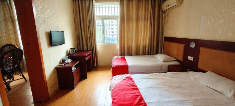 OYO株洲鑫隆宾馆(火车站店)图片