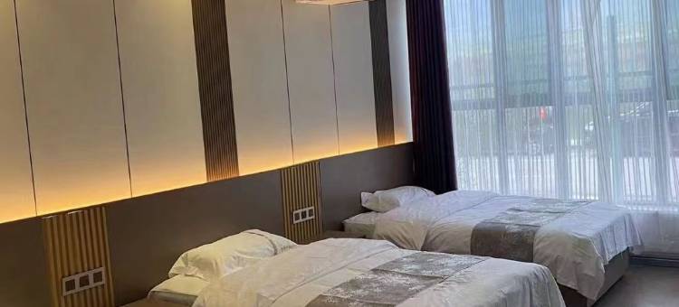 青海湖假日酒店(二郎剑景区店)图片