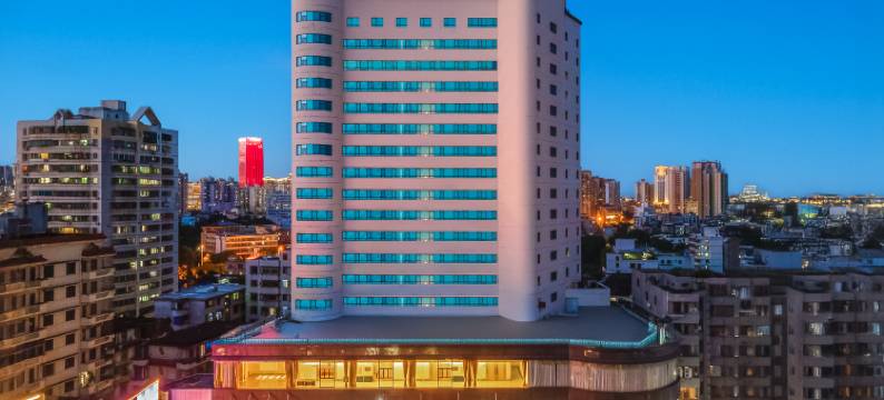 海口香江国际温泉大酒店(高铁东站日月广场免税店)图片