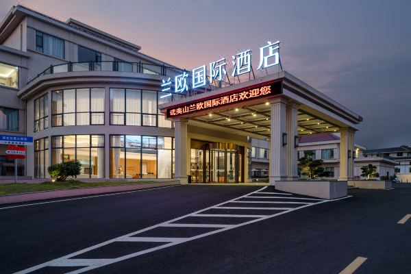 2025年最佳加密货币游戏平台推荐 USDT & BTC支持必看！酒店预定红包来袭百元连住券等你领！