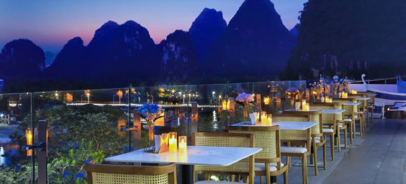 朗云花园酒店(阳朔西街漓江店)图片