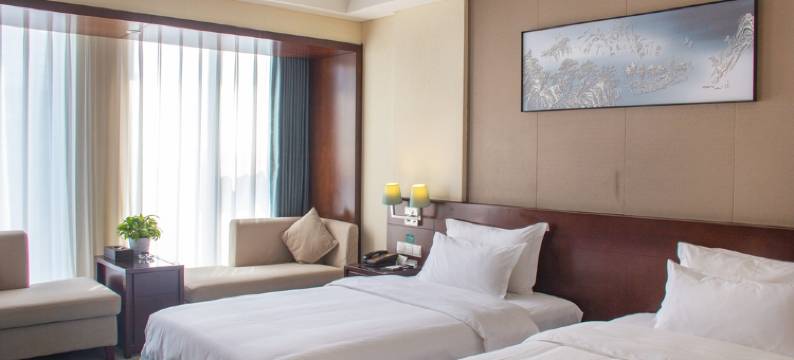 成都润泰柏金酒店(成都凤凰山体育公园店)图片