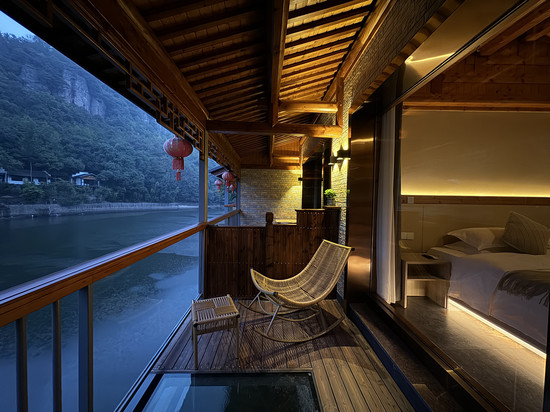 新昌湖景山居民宿