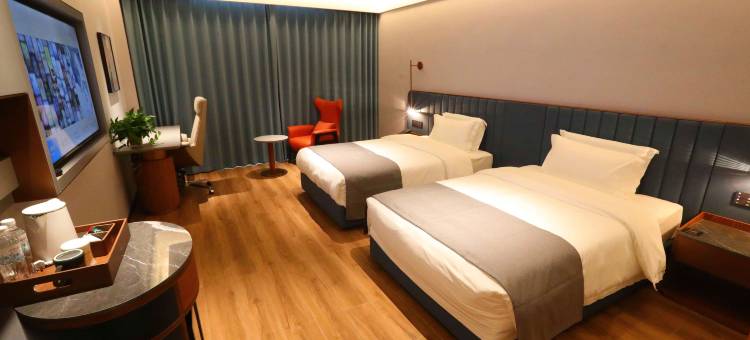 御鼎蓝庭国际酒店(清丰美士嘉广场店)图片