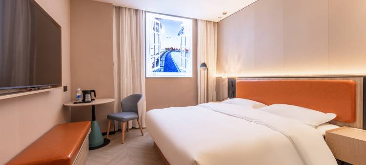 云绯酒店(杭州下沙高沙路地铁站店)图片