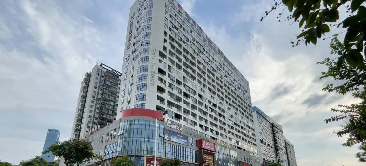 域见民宿(南宁东站风岭金砖时代店)图片