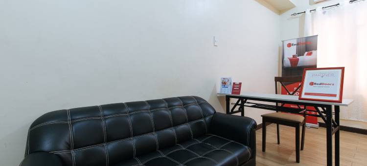 红门酒店 Plus @ 卓越酒店 阿尔卡拉 邦阿西楠(RedDoorz Plus @ Remarkable Hotel Alcala Pangasinan)图片