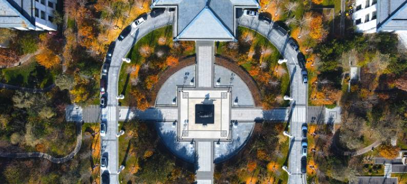 涞源华中假日酒店图片