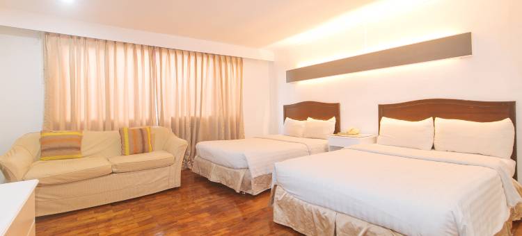 Comfy Inn Manila Kalaw by RedDoorz图片