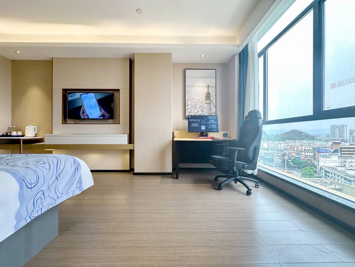 ETAnt·奢电竞酒店(来宾武宣大洋城汽车总站店)图片