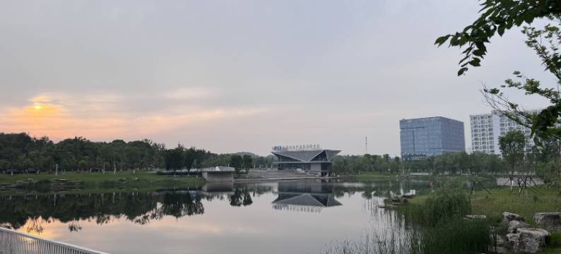 米蔻米酒店(黄花机场T2航站楼大路村地铁站店)图片