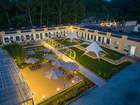 伊犁尼勒克望山居民宿(黑蜂科技文化馆店)