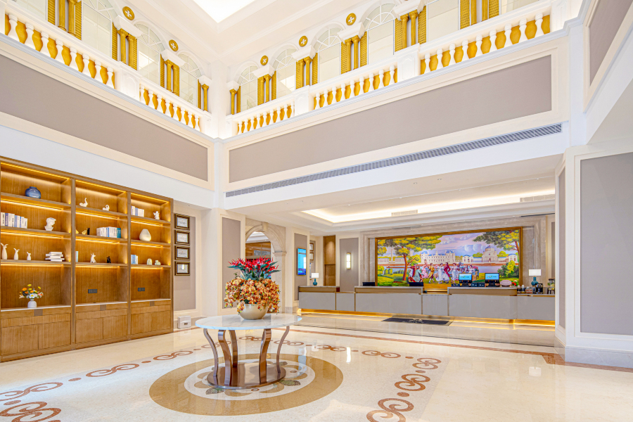 Vienna Hotel (Longhua Yicheng Center Sam Branch))Hotel Overview