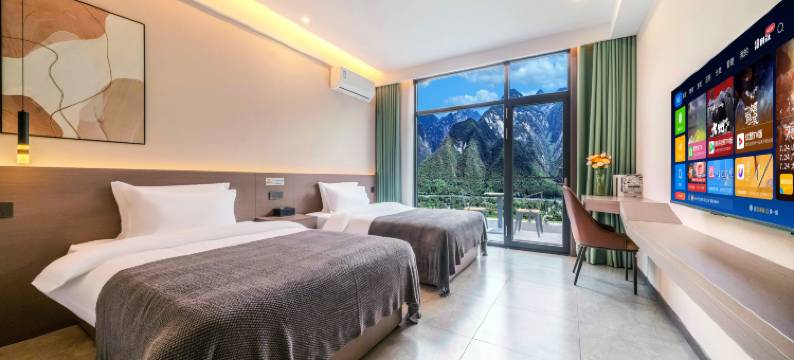 云水涧·秋雾沉山·山景美宿(华山景区游客中心店)图片