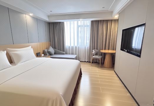 Guangzhou Liangyou Qicheng Hotel (Gangding Subway Station Jinan University Branch)Hotel Overview