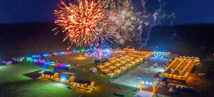 辉腾锡勒牧马人北疆文化度假酒店图片