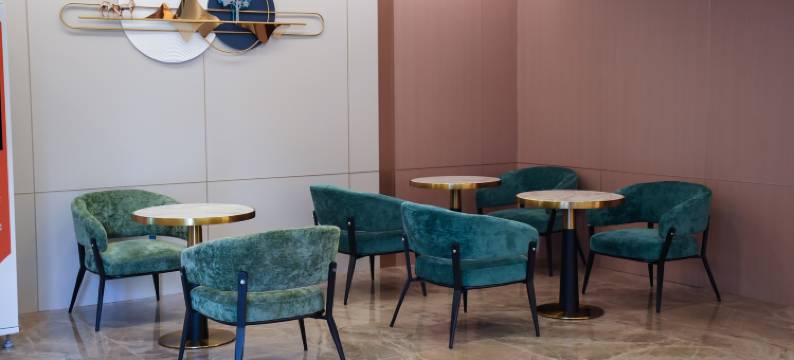 清远清城站顺盈时代广场枫度酒店图片