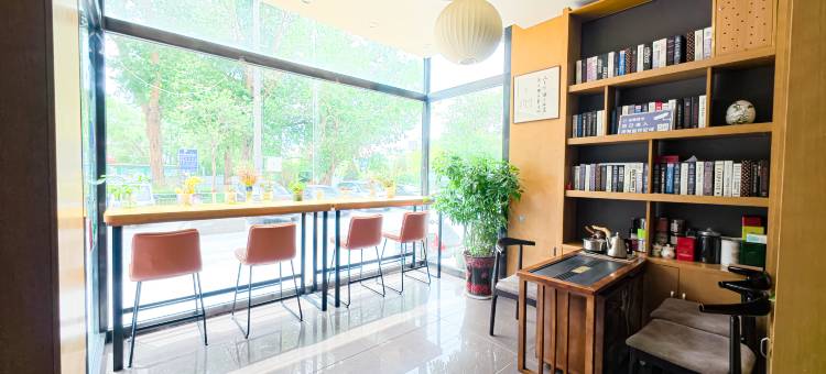 尚客优精选酒店(格尔木江源中路店)图片