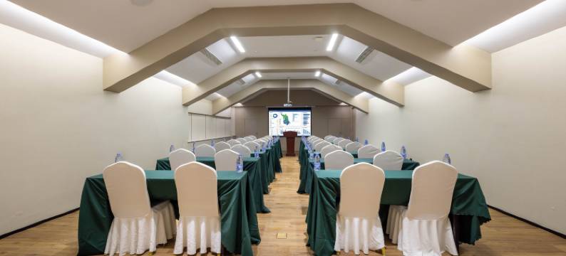 苏州启达酒店(金鸡湖李公堤店)图片