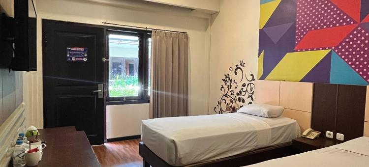 普瑞佩塔纳酒店(Puri Perdana Hotel)图片