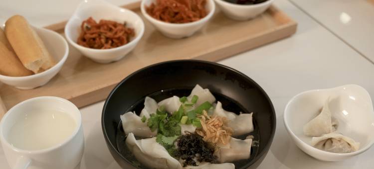 青桔·设计师酒店(延吉延边大学网红墙西市场店)图片
