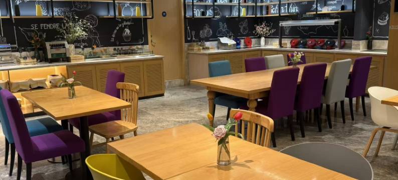 QISU设计师酒店图片