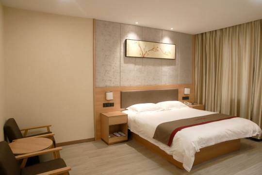 尚客优精选酒店(乳山新华街店)