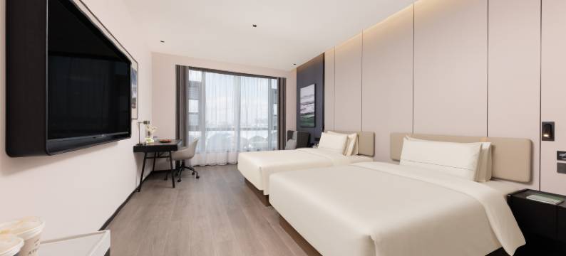 昆明斗南花市斗南湿地公园亚朵酒店图片