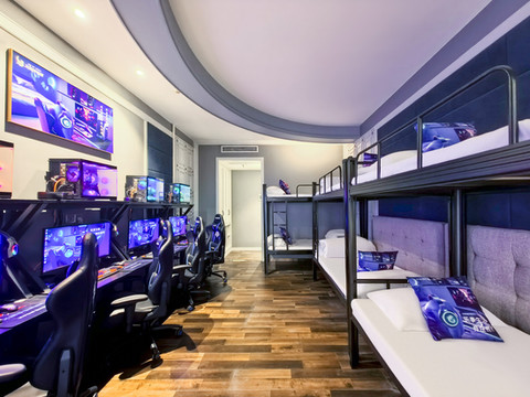 X视界电竞酒店(东莞长安万科广场店)