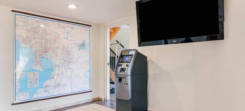 佛罗里达坦帕 - 博览会场 6 号汽车旅馆(Motel 6 - Tampa, FL - Fairgrounds)图片