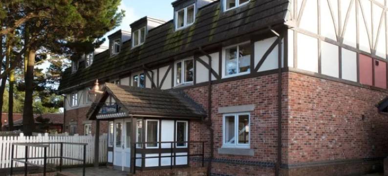 伯恩矛斯库珀迪恩旅客之家酒店(Travelodge Bournemouth Cooper Dean)图片