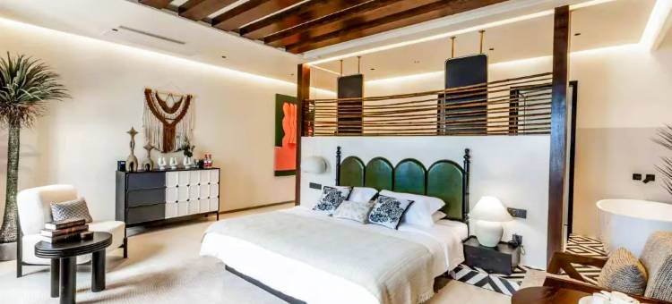 伊宁·繁墅|WarmHome·多元素主题美墅(六星街景区店)图片