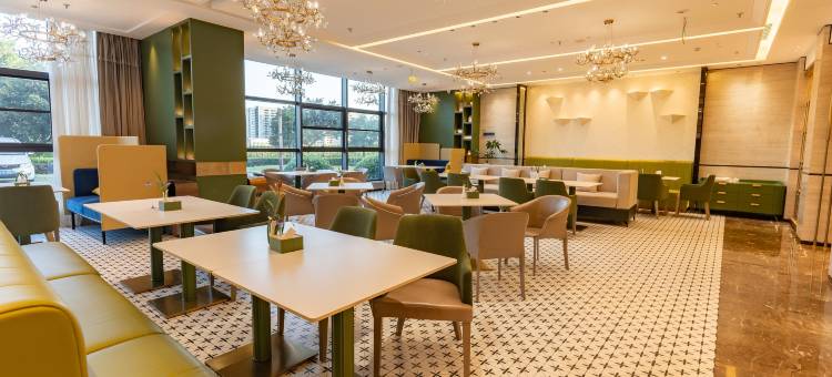 半岛国际酒店(黄麓大学城店)图片