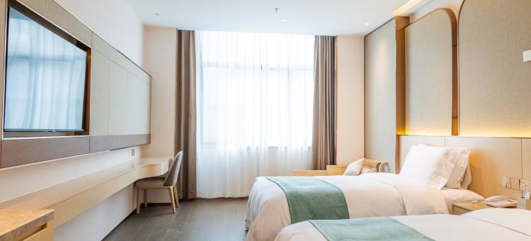 东宫大酒店(南京博物院明故宫地铁站店)图片