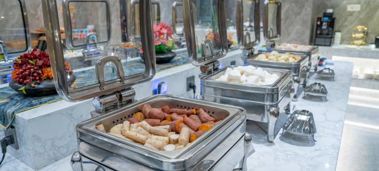 贵阳黔灵大酒店(黔灵山公园地铁站店)图片