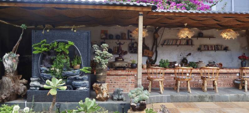 大理晚照小院图片