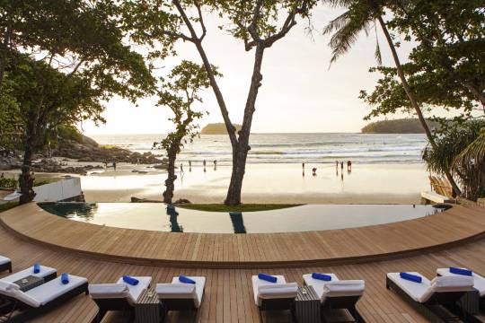 普吉島船屋度假酒店